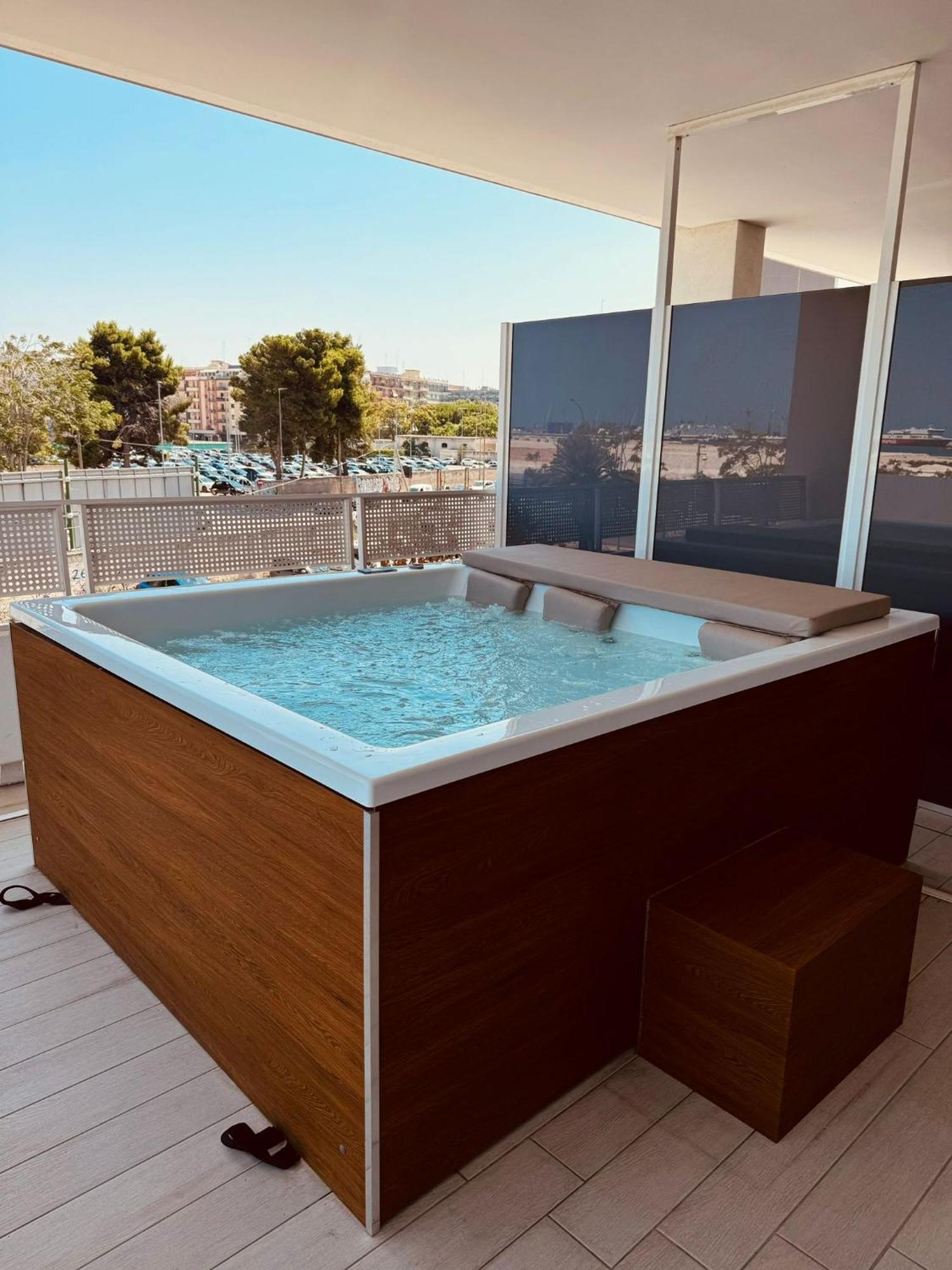 Marisabella Suite Spa 5 باري المظهر الخارجي الصورة